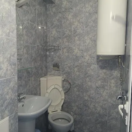 Нидер Студия Casa de hóspedes *
